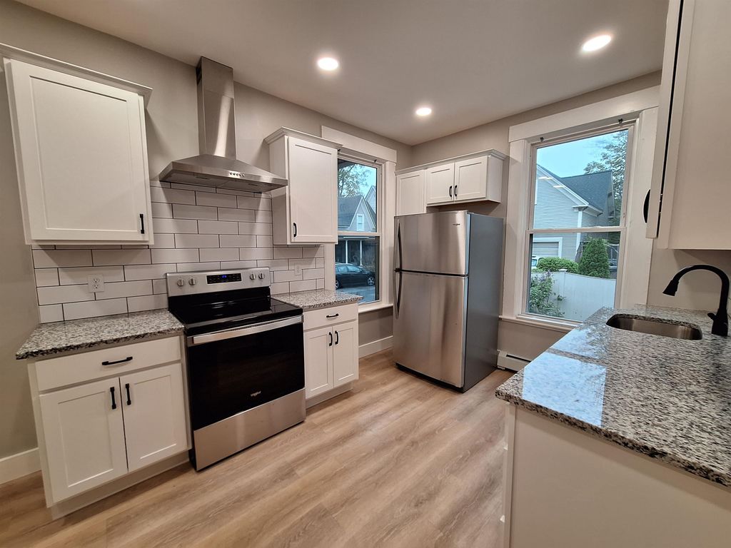 Photo of 1934 Elm Street #1, Manchester, NH 03104 (MLS # 5072828)