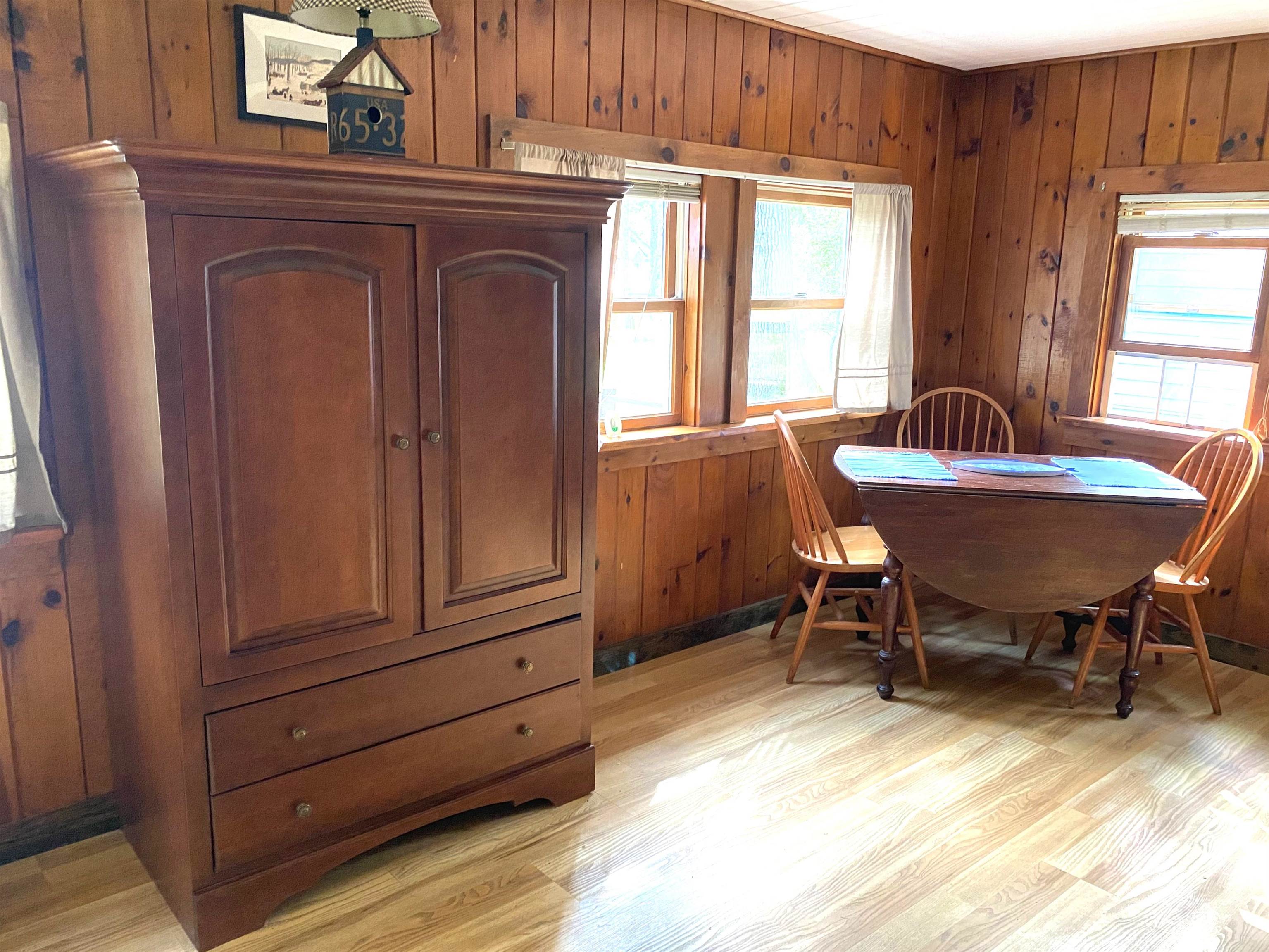 Salisbury, Vermont 05769, United States, 2 Bedrooms Bedrooms, ,1 BathroomBathrooms,Residential,Active,184335