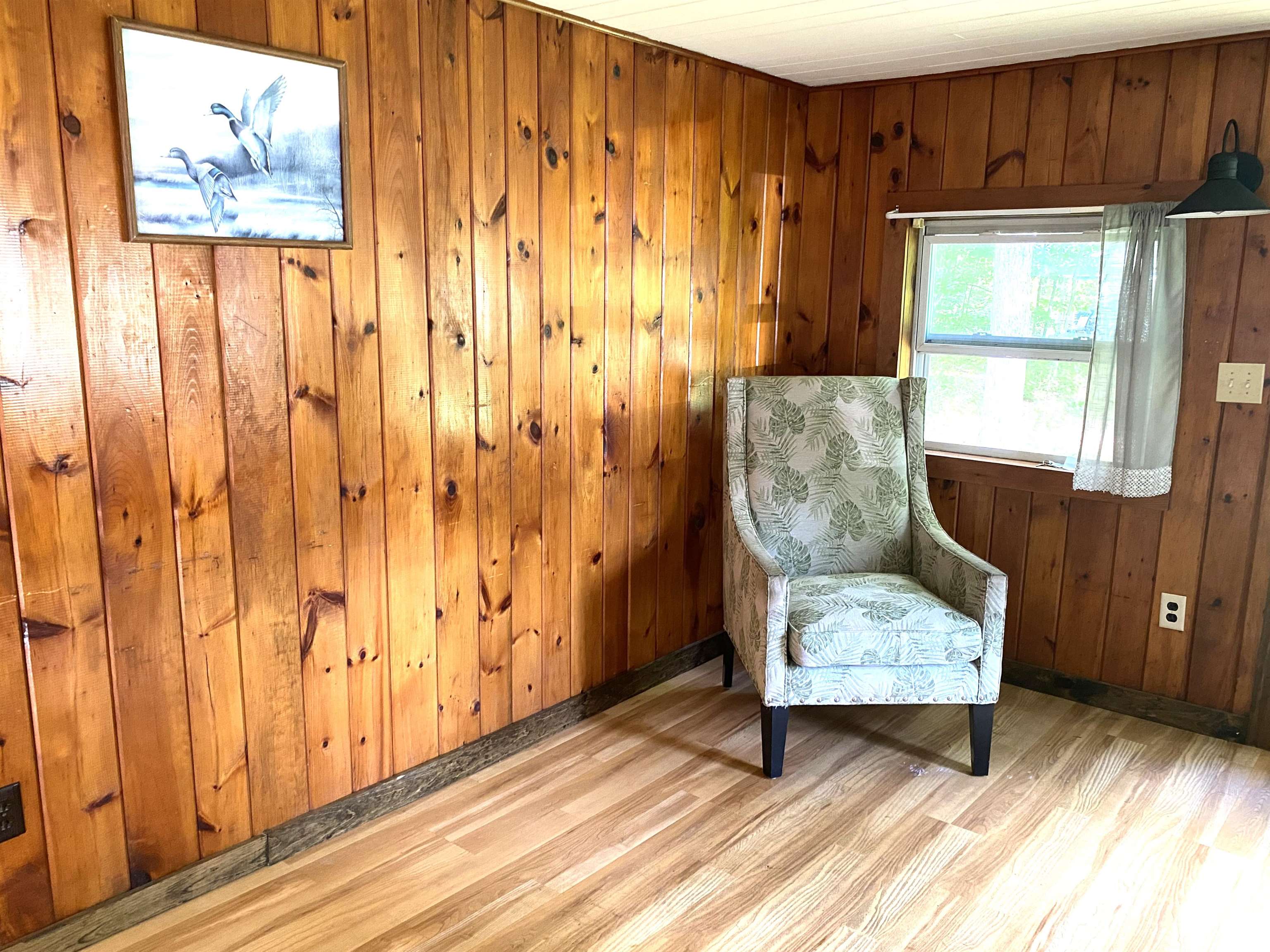 Salisbury, Vermont 05769, United States, 2 Bedrooms Bedrooms, ,1 BathroomBathrooms,Residential,Active,184335