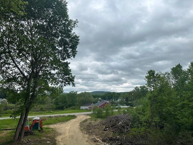 76 River Road