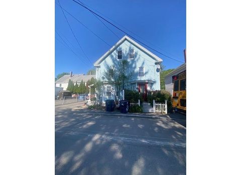 4 Chase Street Nashua NH 03060