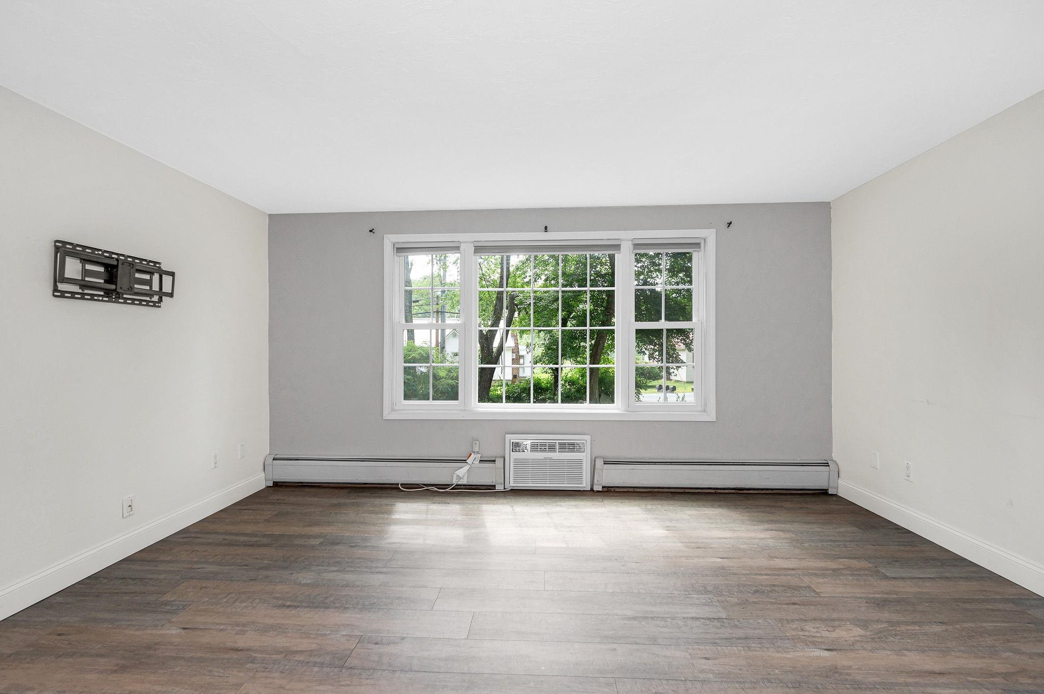 50 N Main Street 4