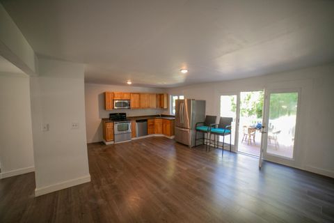 23 B Nason Street B Sanford ME 04073