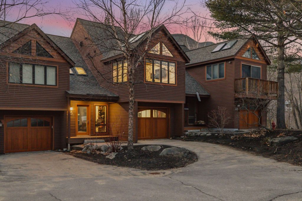 Photo of 27 Ramshorn Drive #5, Lincoln, NH 03251 (MLS # 5083618)