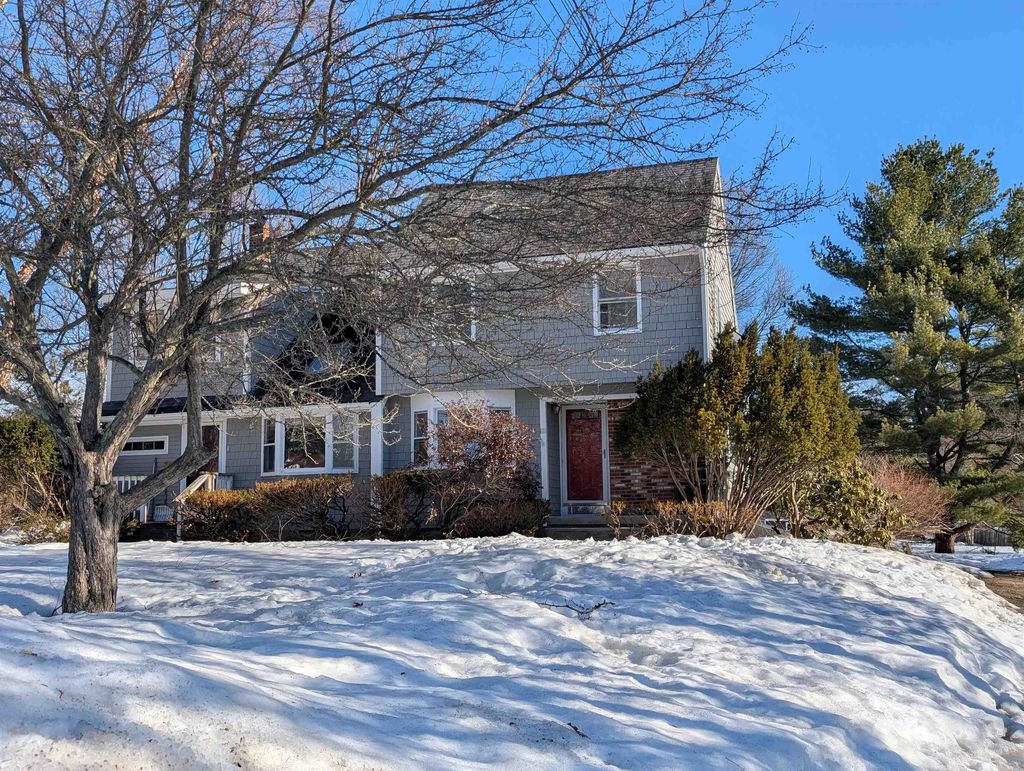 Photo of 165 Bunker Hill Avenue #2, Stratham, NH 03885 (MLS # 5078867)