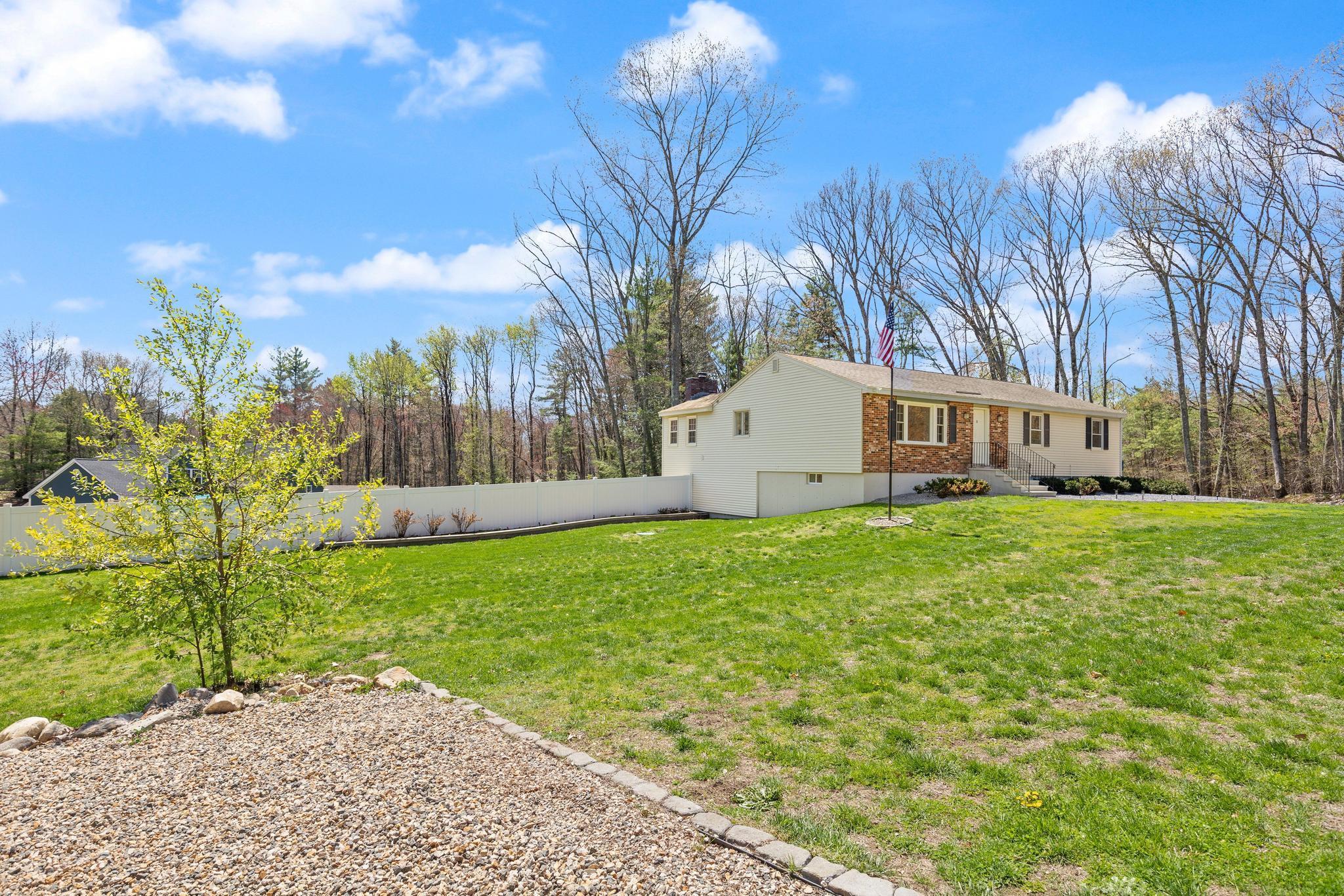 17 Oxbow Lane