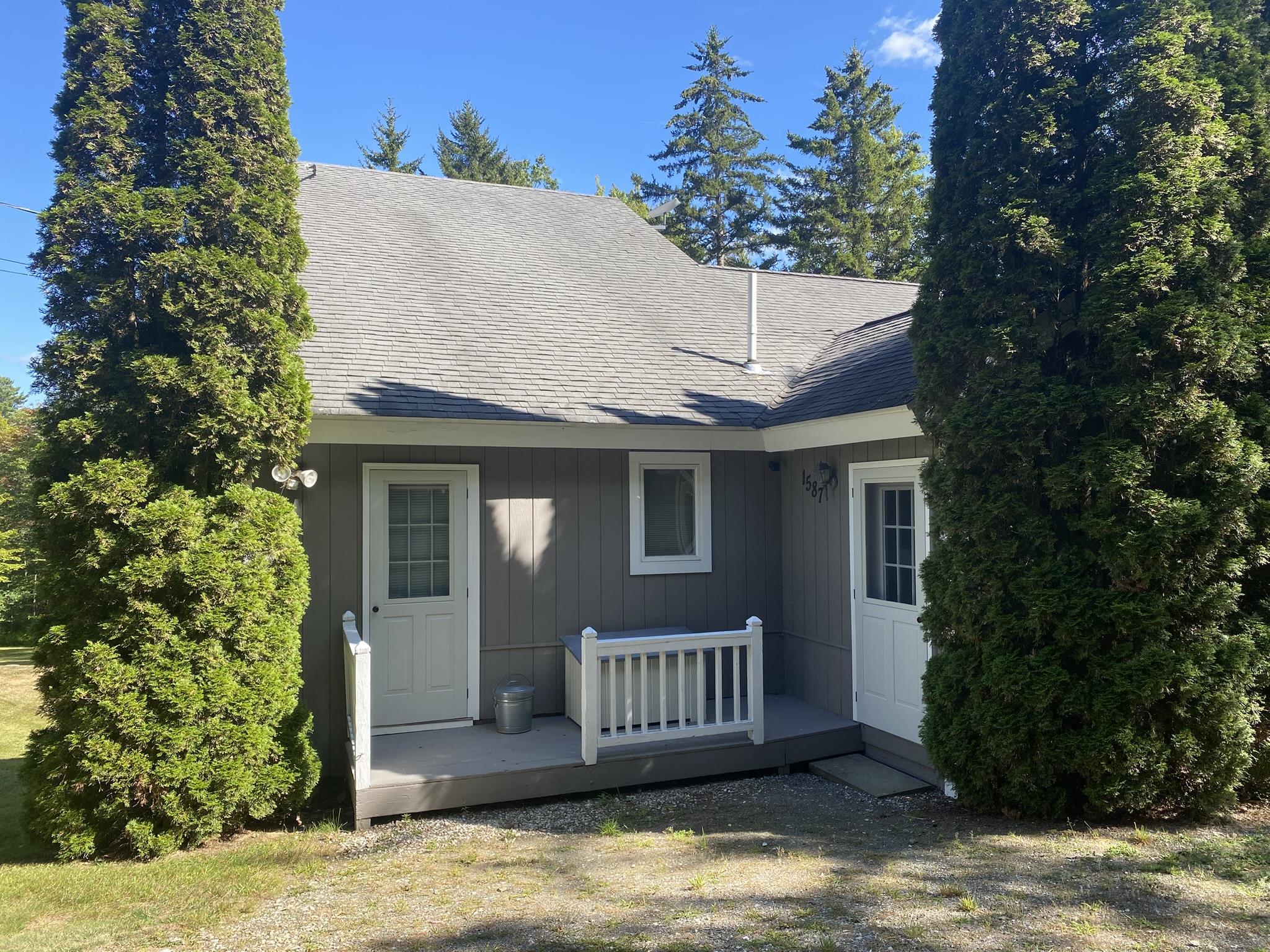 1587 Upper Holbrook Road