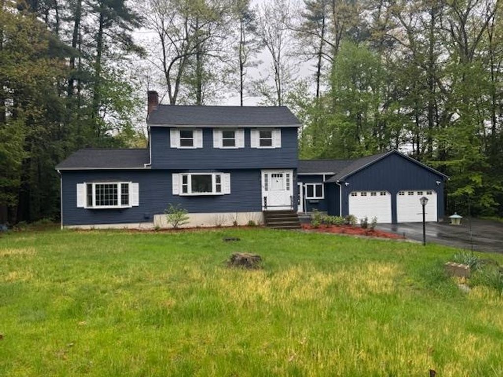Photo of 39 Berkley Street, Merrimack, NH 03054 (MLS # 5088287)
