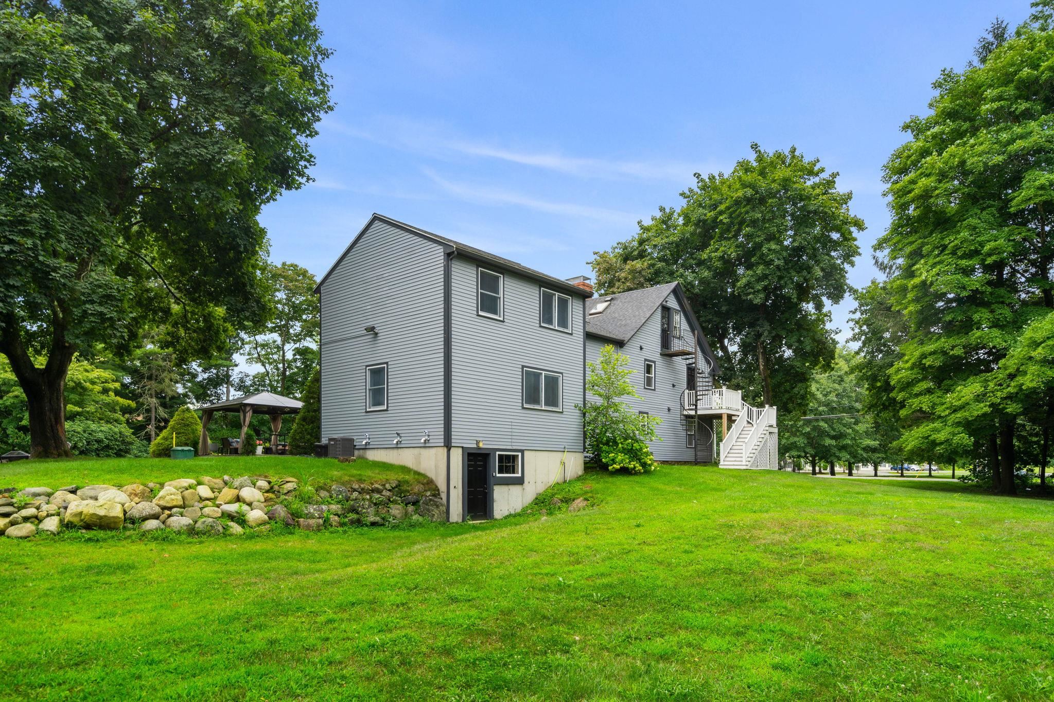 47 Newton Road
