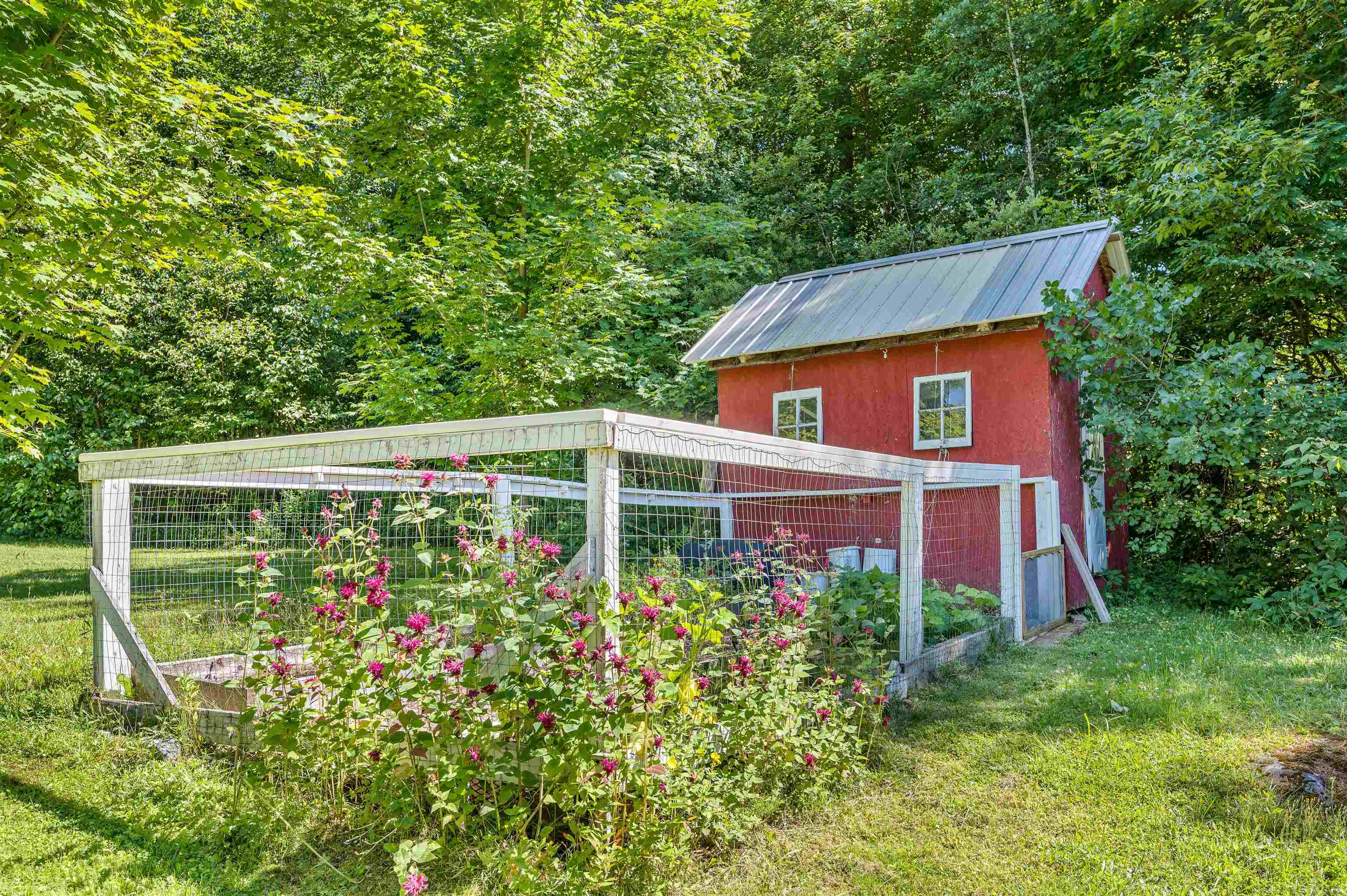 Hyde Park, Vermont 05655, United States, 3 Bedrooms Bedrooms, ,2 BathroomsBathrooms,Residential,Pending,187199