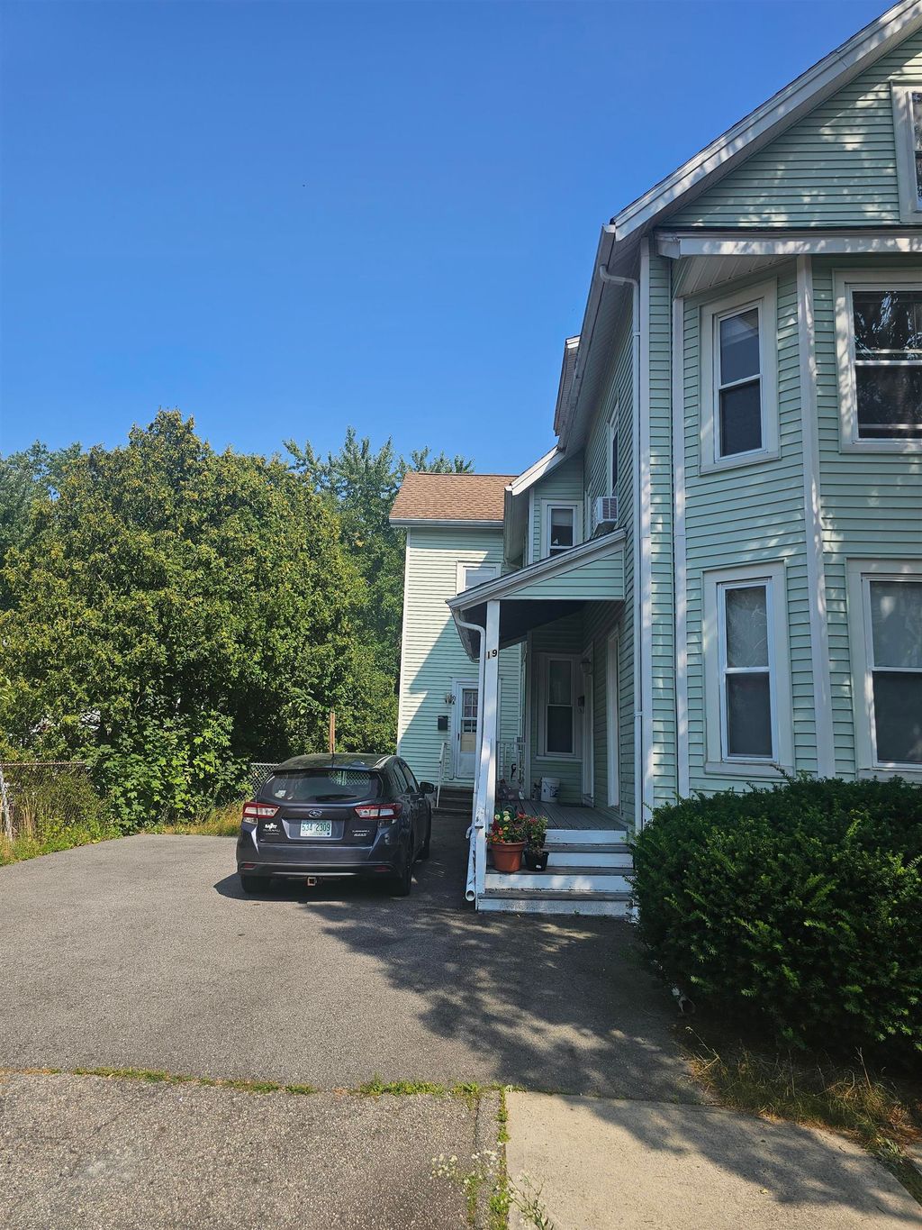 Photo of 19 East Concord Street #B, Dover, NH 03820 (MLS # 5057195)