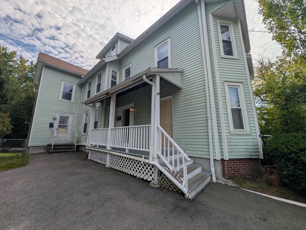 Photo of 19 East Concord Street #B, Dover, NH 03820 (MLS # 5057195)
