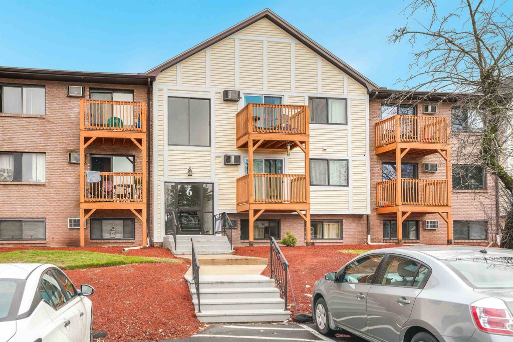 Photo of 6 Lancelot Court #2, Salem, NH 03079 (MLS # 5071073)