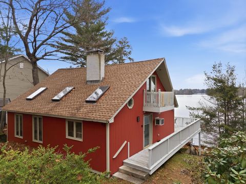 49 Wadleigh Point Road Kingston NH 03848