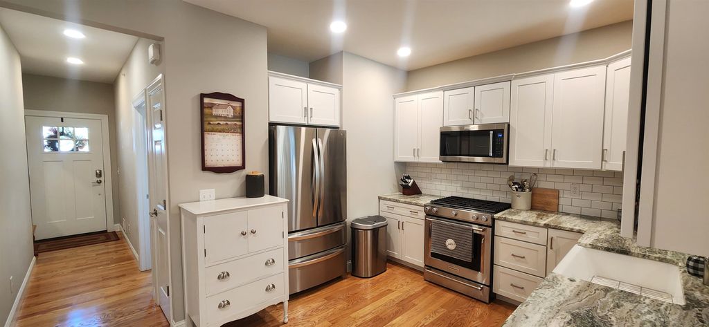 Photo of 25 Angel Point Circle #A, Goffstown, NH 03045 (MLS # 5083643)