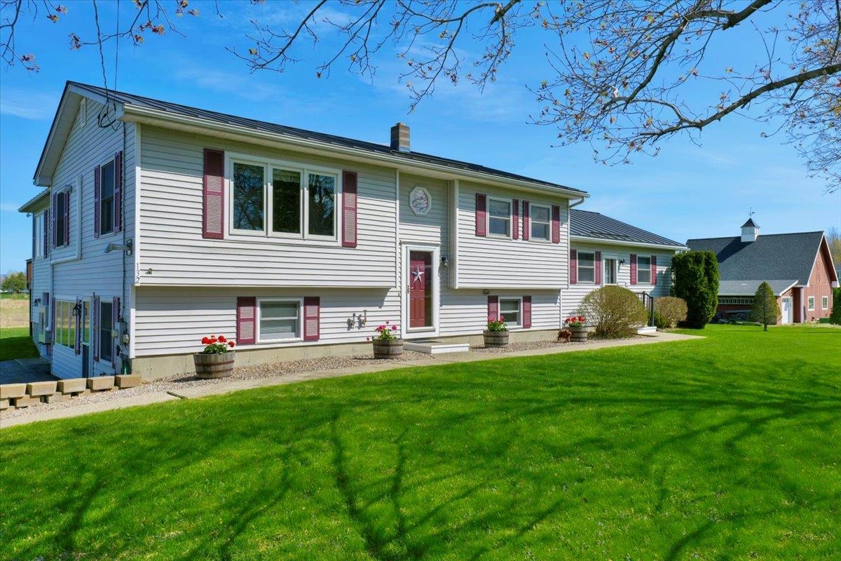 132 East Shore South