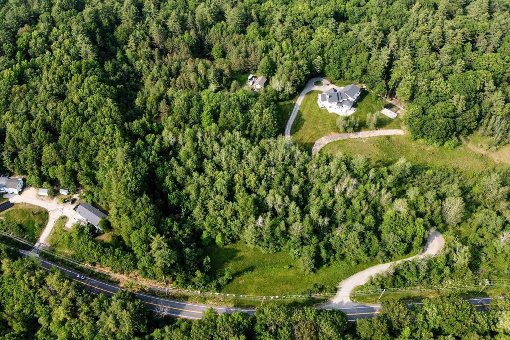 Photo of 464 Wadleigh Falls Road, Newmarket, NH 03857 (MLS # 5045732)