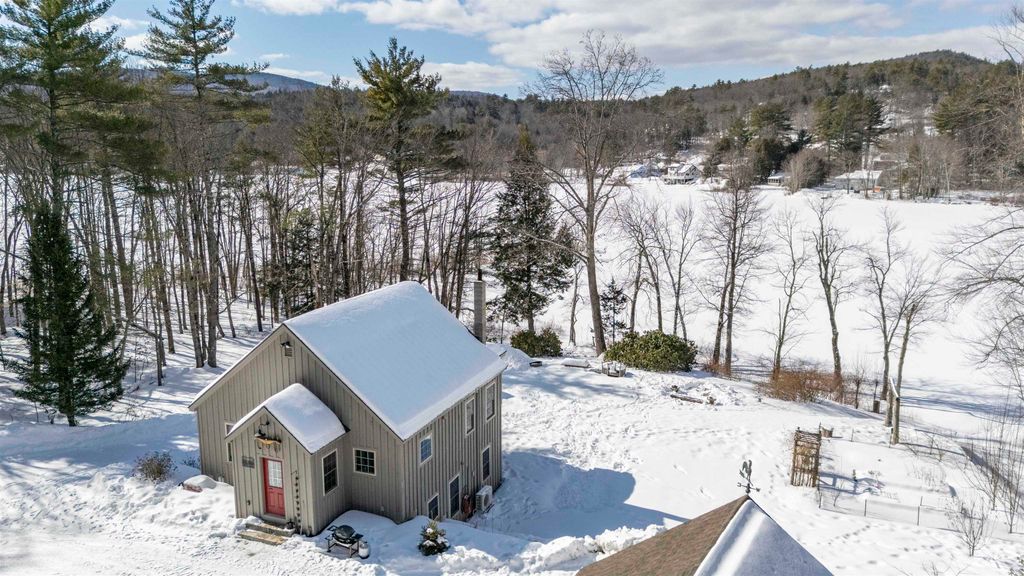 Photo of 21 Crittenden Road, Bradford, NH 03221 (MLS # 5078584)