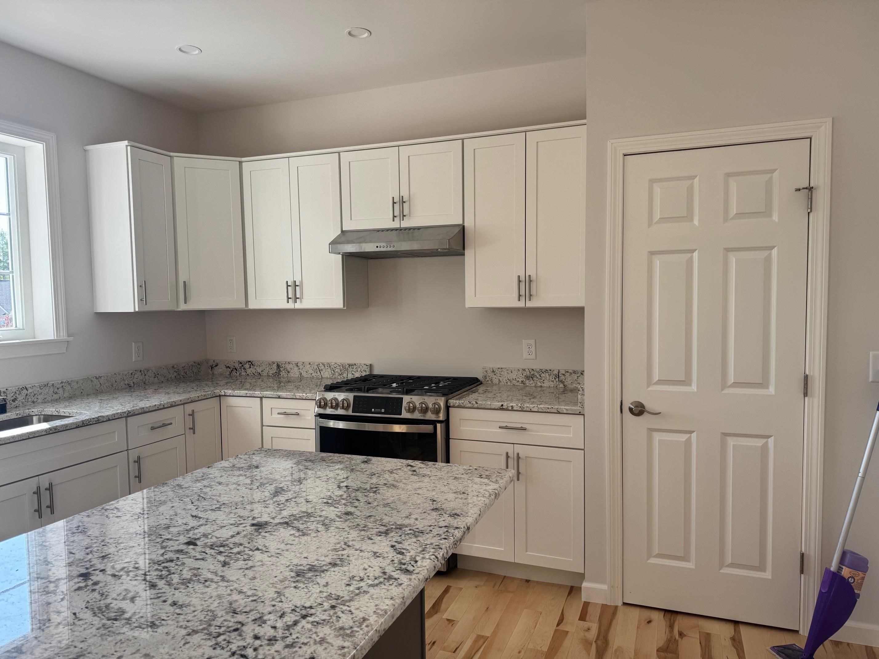 11 Rock Ridge Boulevard