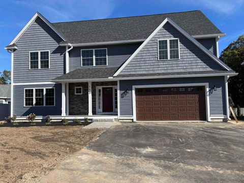 Photo of 113 Concord Street, Nashua, NH 03064 (MLS # 5087087)