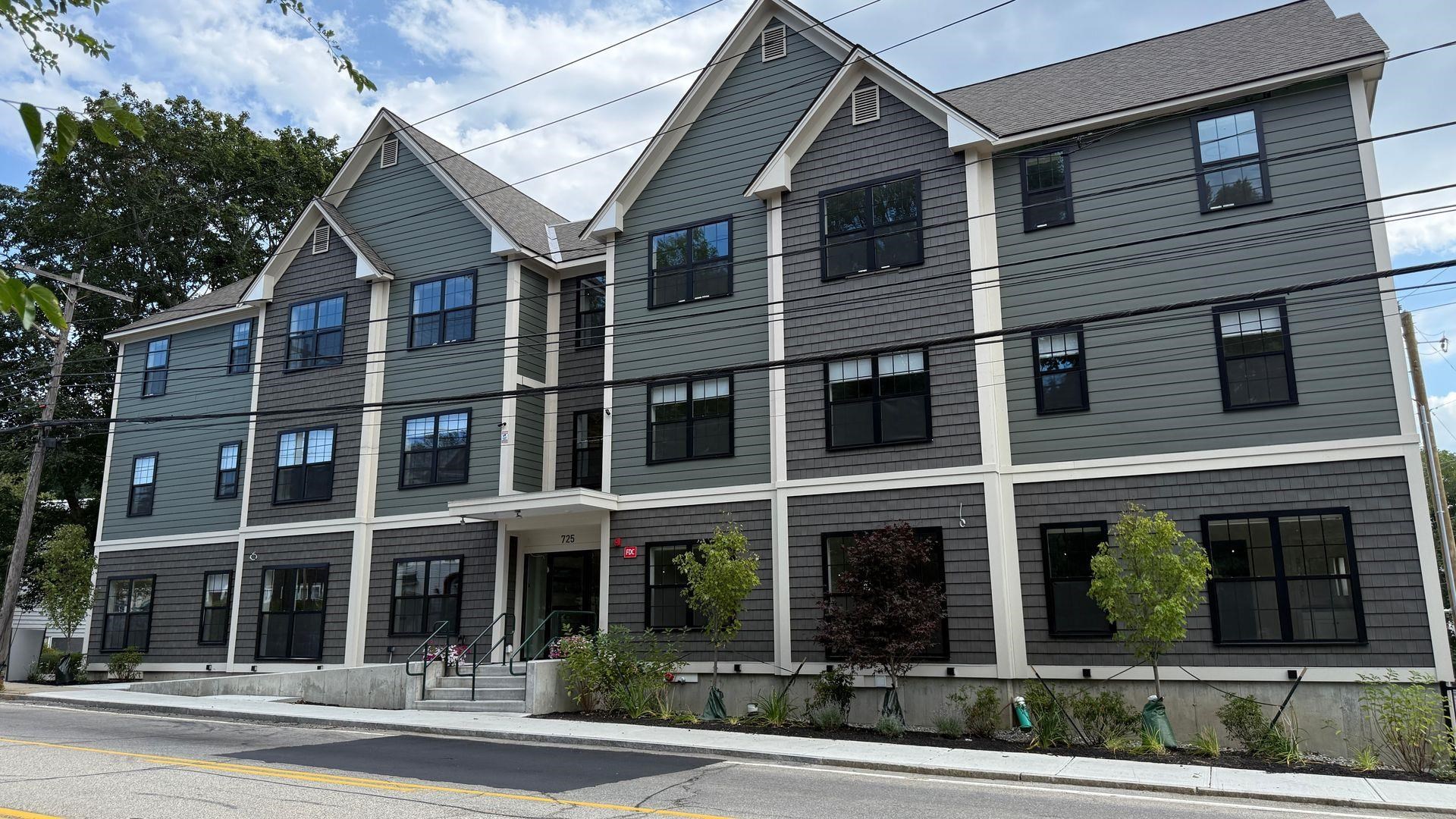 725 Central Avenue 203