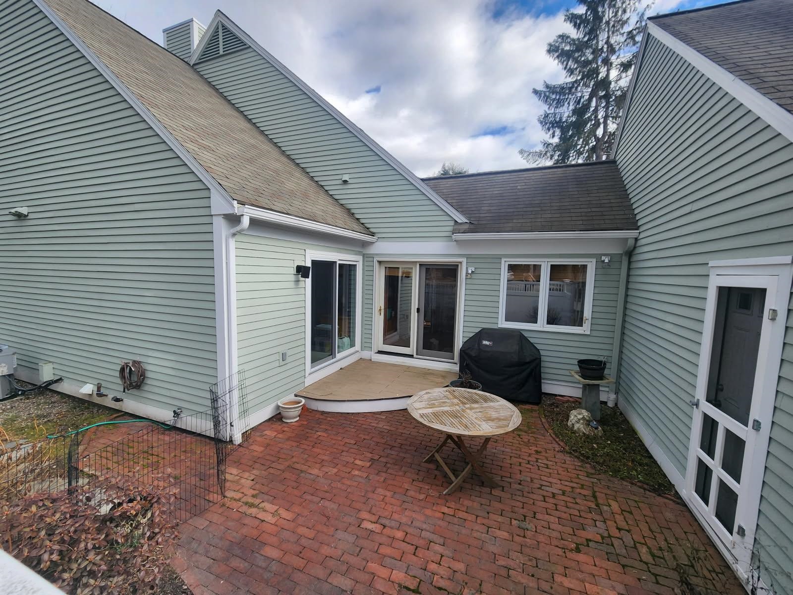 402 Straw Hill Road 402