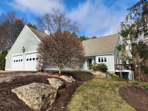 402 Straw Hill Road 402 Manchester NH 03104