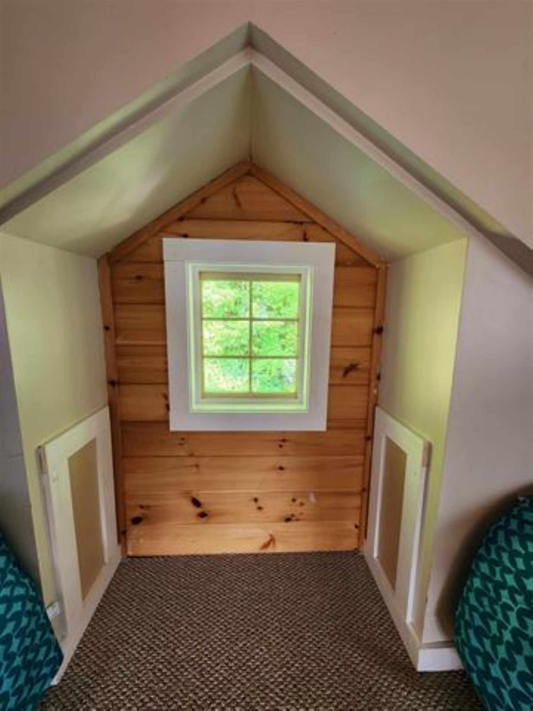 Salisbury, Vermont 05769, United States, 2 Bedrooms Bedrooms, ,1 BathroomBathrooms,Residential,Active,133064