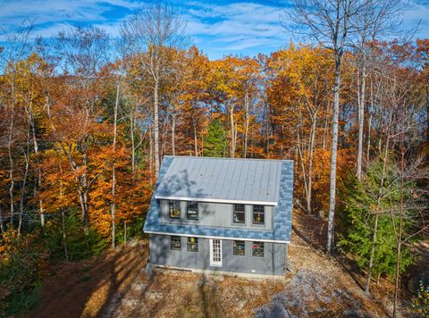 Photo of 12 Shadow Lane, Sunapee, NH 03782 (MLS # 5068354)