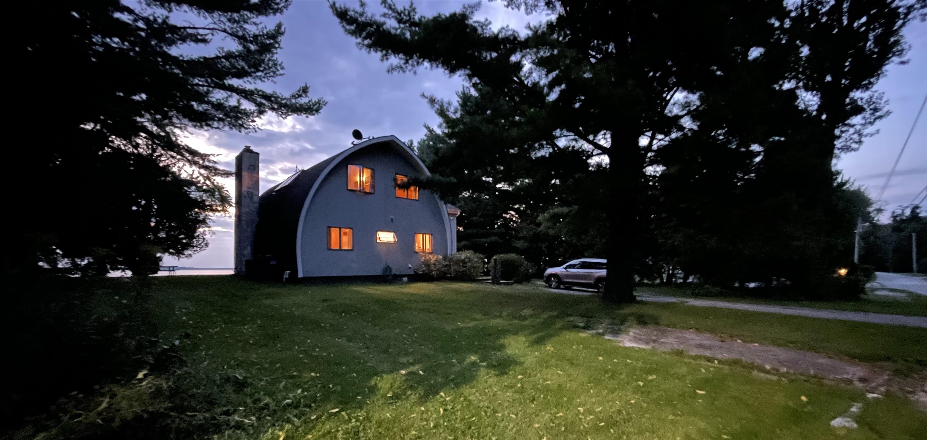 698 Country Club Road