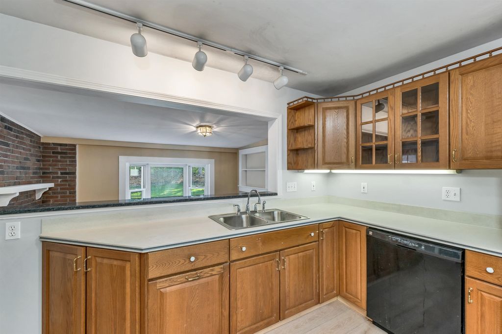 Photo of 14 Estabrook Circle, Lebanon, NH 03784 (MLS # 5063954)
