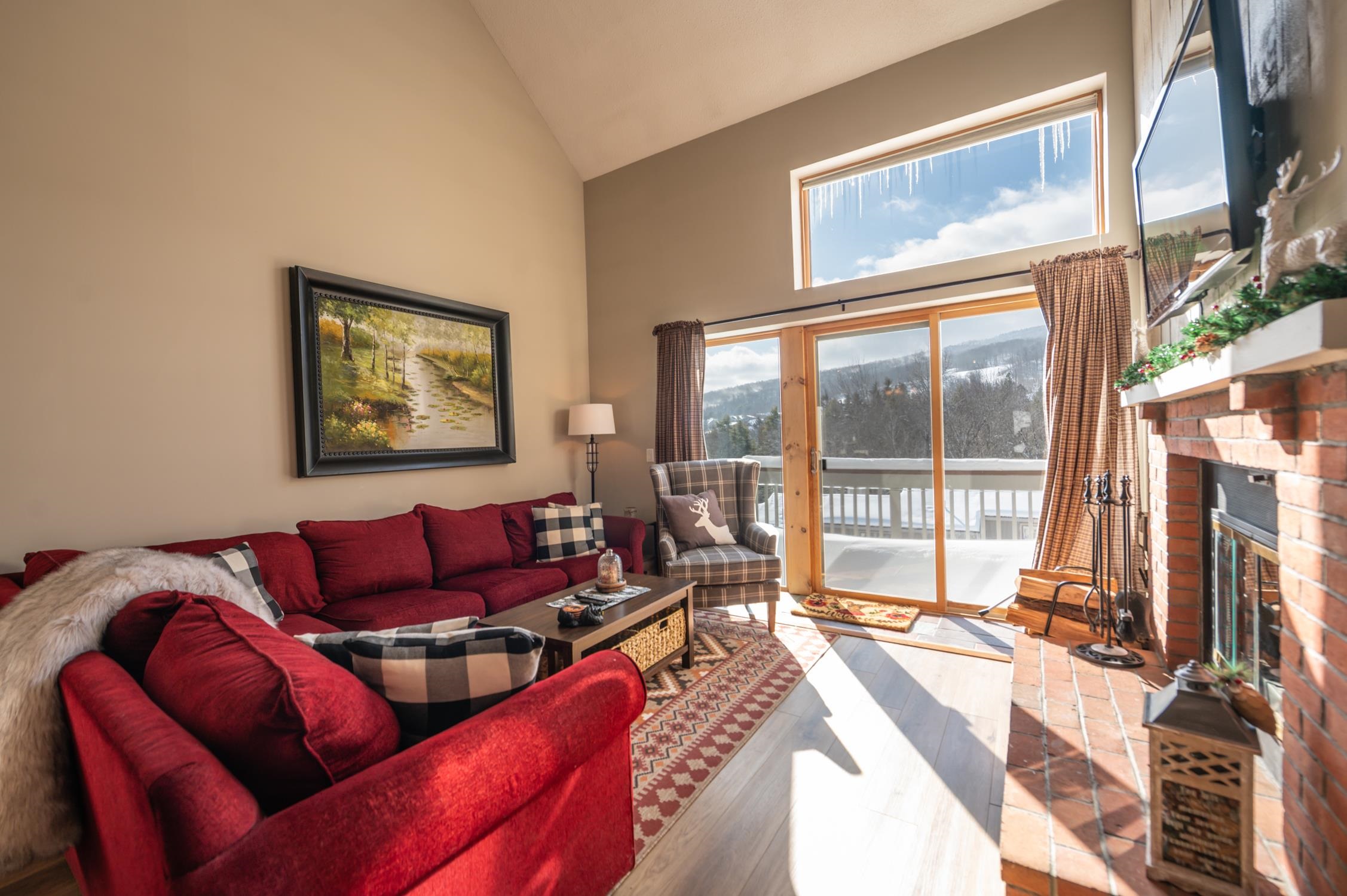 17I Snow Tree Lane Ledges I