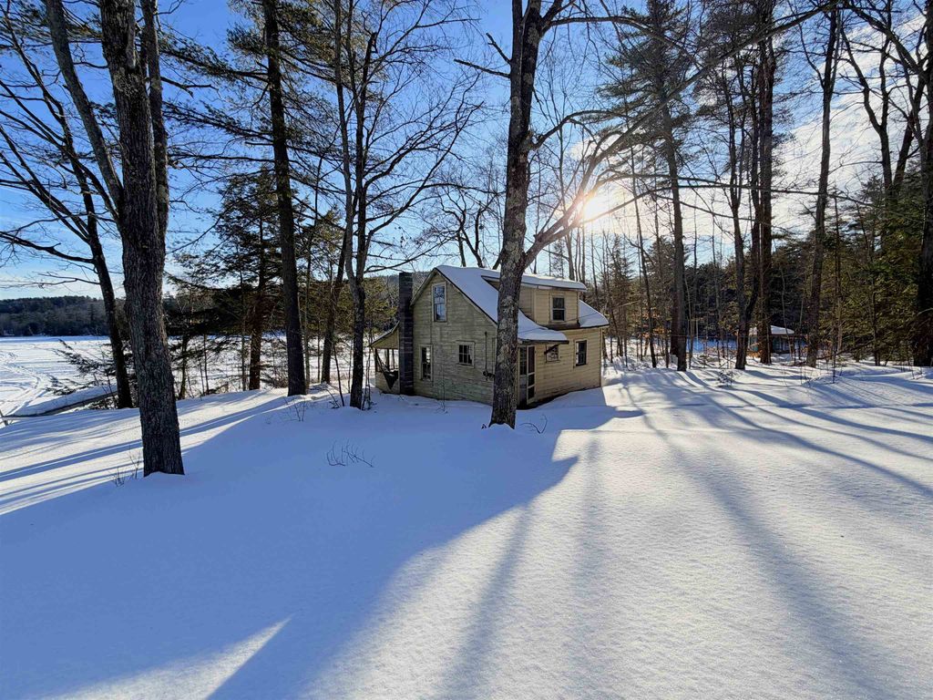 Photo of 18 Ledge Road, Croydon, NH 03773 (MLS # 5077125)