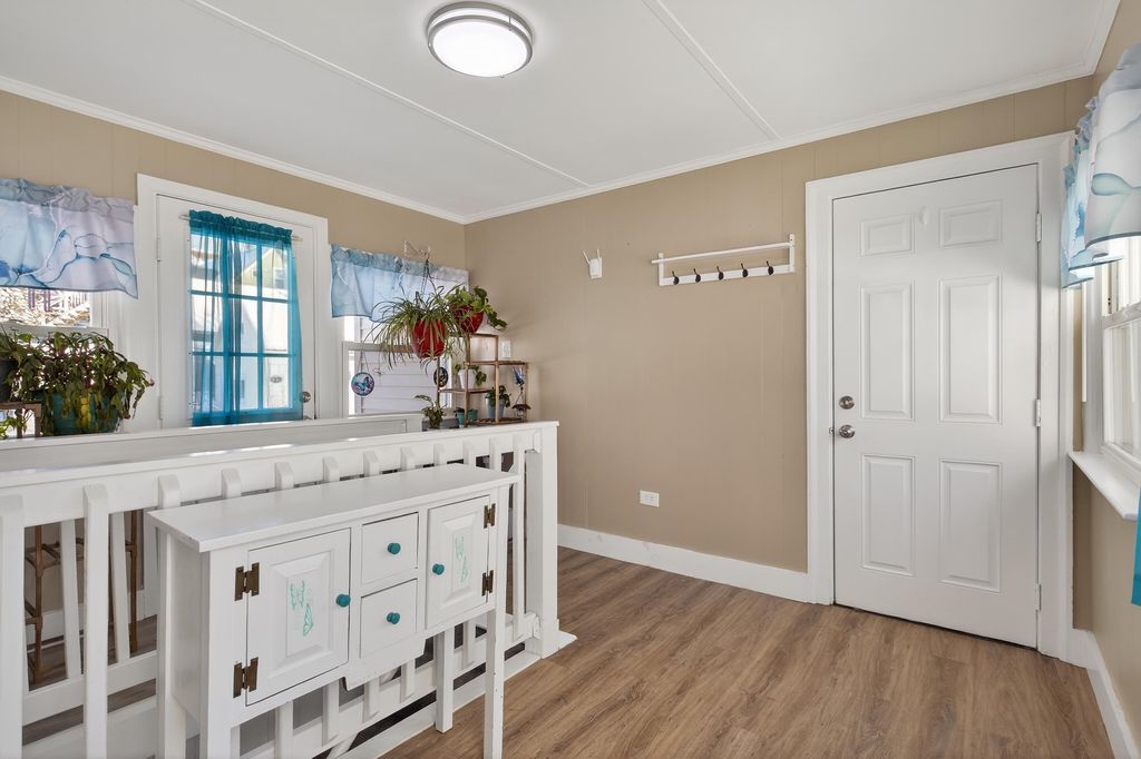 Photo of 311 Thornton Street, Manchester, NH 03102 (MLS # 5074736)