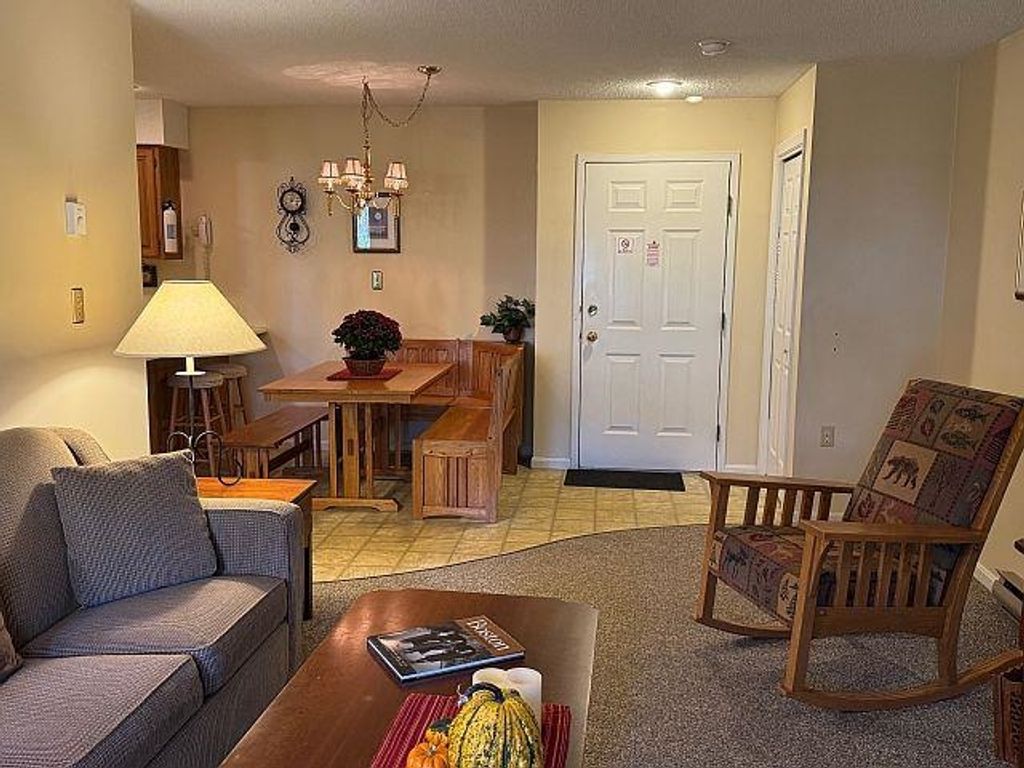 Photo of 227 Main Street #235, Lincoln, NH 03251 (MLS # 5065135)