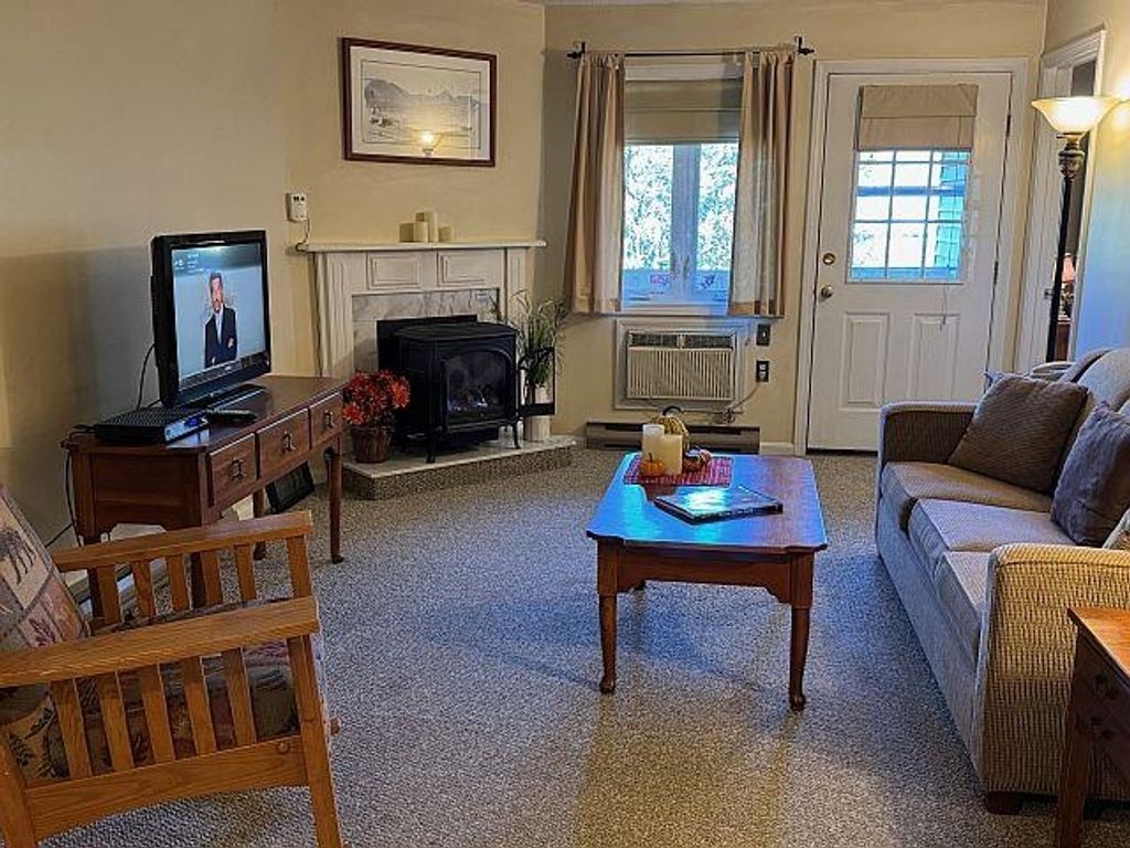 Photo of 227 Main Street #235, Lincoln, NH 03251 (MLS # 5065135)