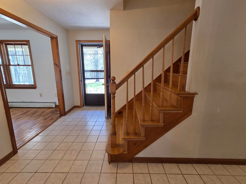Photo of 14 Brown Hill Road, Bow, NH 03304 (MLS # 5087100)