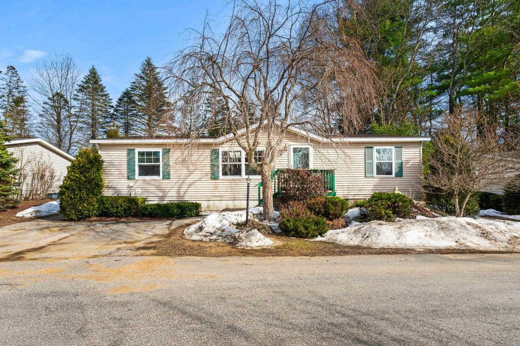 Photo of 11 Magnolia Lane, Belmont, NH 03220 (MLS # 5080904)