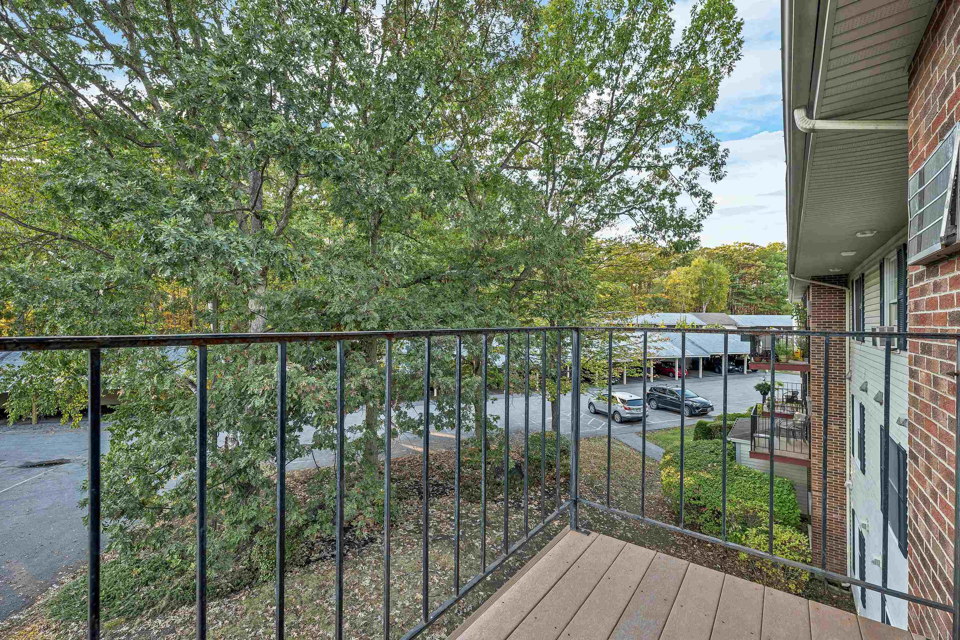 130 Endicott Street North 211