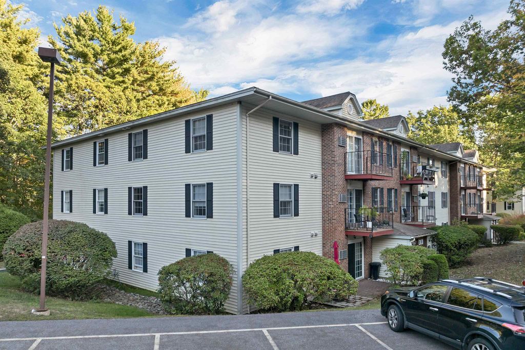 Photo of 130 Endicott North Street #211, Laconia, NH 03246 (MLS # 5063911)