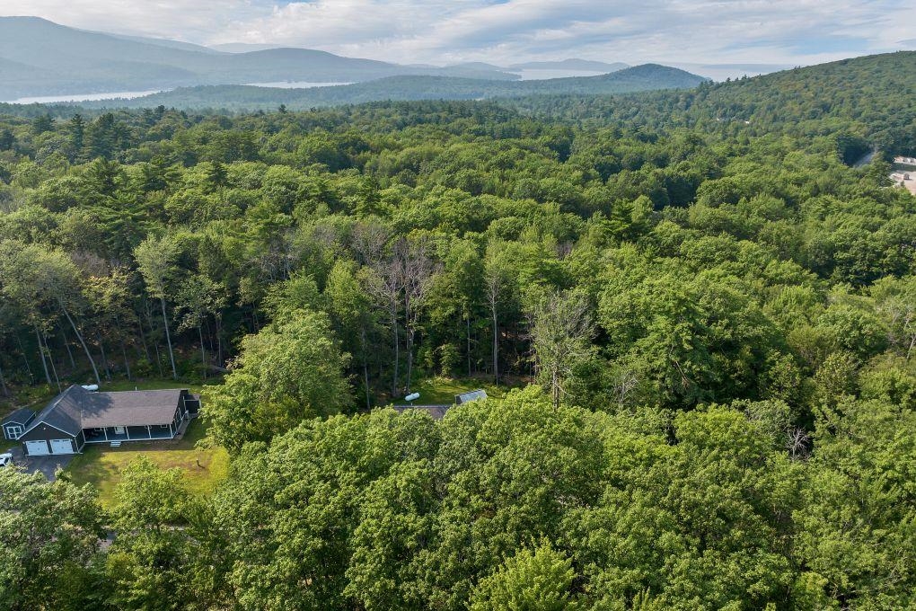 Alton, New Hampshire 03809, United States, 3 Bedrooms Bedrooms, ,2 BathroomsBathrooms,Residential,Active,186118