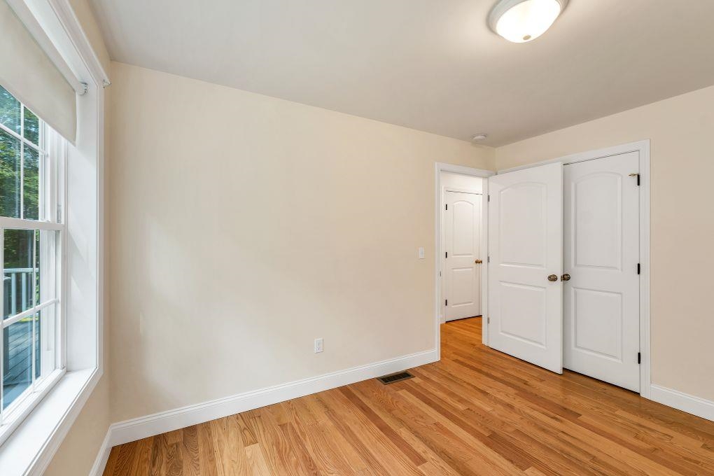 Alton, New Hampshire 03809, United States, 3 Bedrooms Bedrooms, ,2 BathroomsBathrooms,Residential,Active,186118