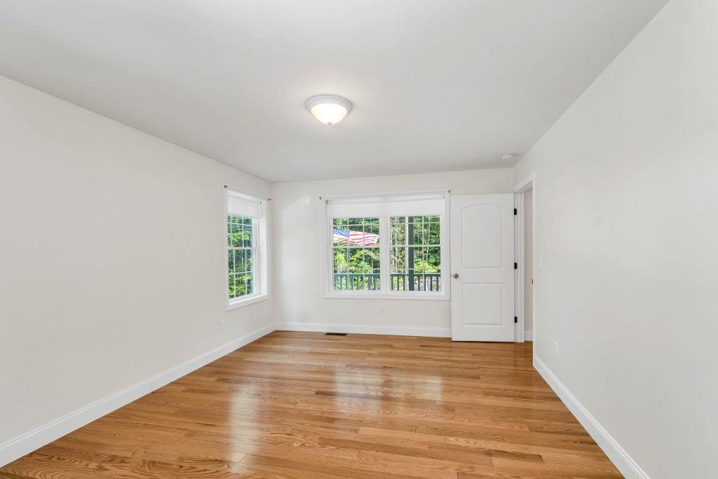 Alton, New Hampshire 03809, United States, 3 Bedrooms Bedrooms, ,2 BathroomsBathrooms,Residential,Active,186118