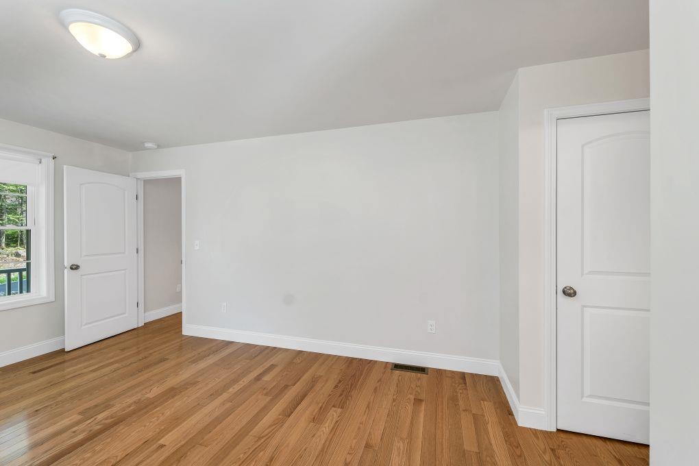 Alton, New Hampshire 03809, United States, 3 Bedrooms Bedrooms, ,2 BathroomsBathrooms,Residential,Active,186118