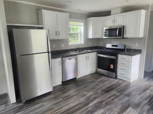 108 CUBB CT, WINDSOR, VT 05089 - Image e0176b59d4cd719e61d29d2caf40c7fe/1152587101