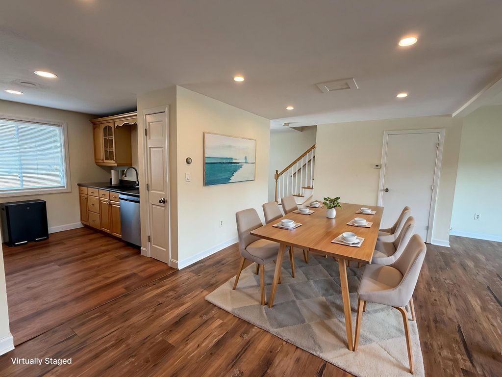 Photo of 18 Pendleton Lane, Londonderry, NH 03053 (MLS # 5078984)