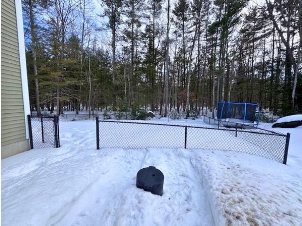 Photo of 9 Jay Way, Rochester, NH 03868 (MLS # 5077435)