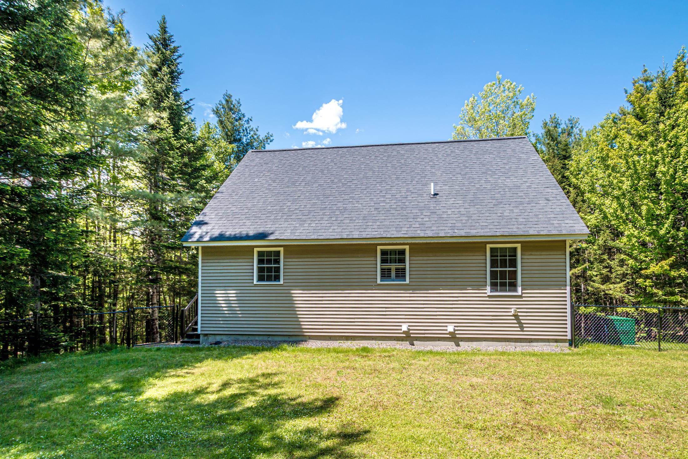 43 Holbrook Hill Road