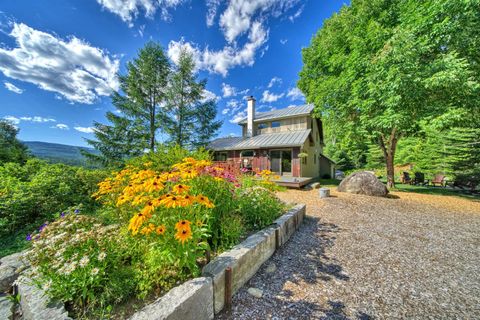 19A Bouldervale Road Grantham NH 03753