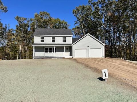 Photo of 1 Blaisdell Court, Raymond, NH 03077 (MLS # 5048986)
